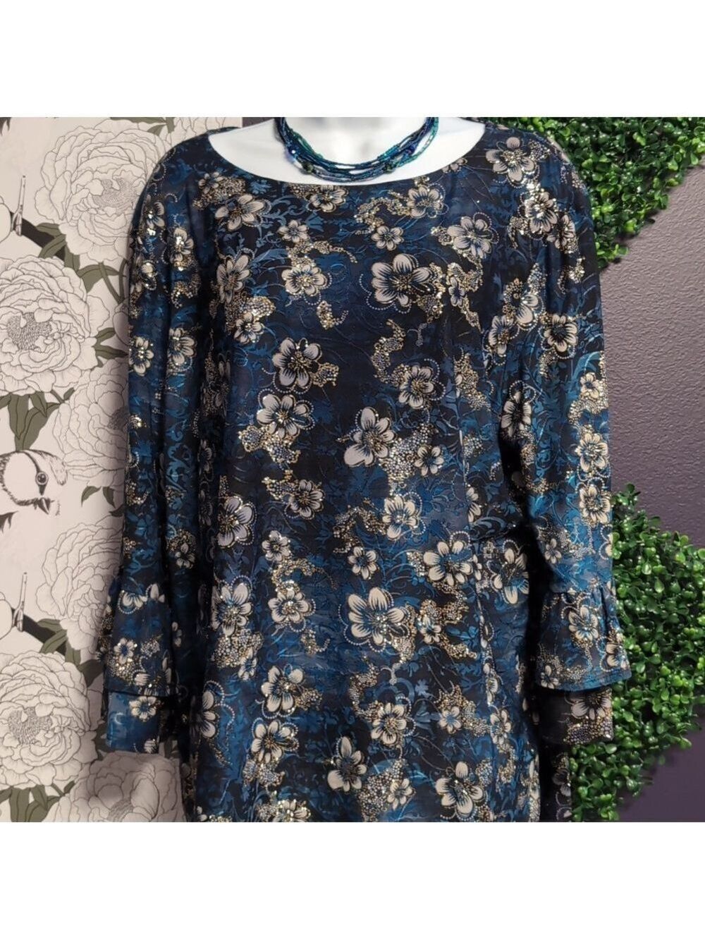 Glitz & Gold Blue Floral Top - Picture 2 of 7